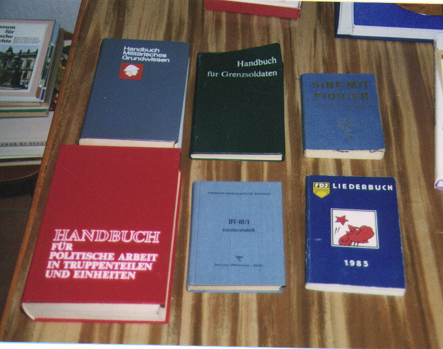 DDR-Sammlung_02.jpg, 127580 bytes, 03.03.01