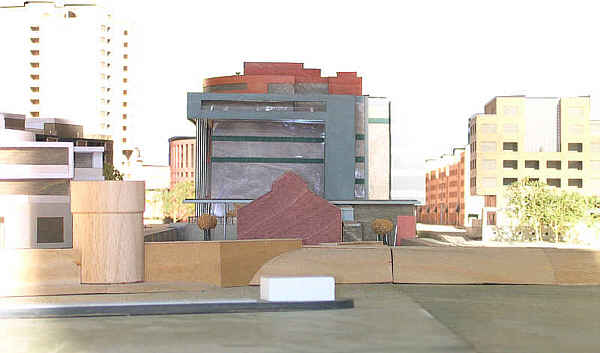 2004_44.jpg, 23 kB